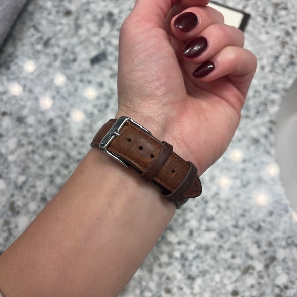 Daniel Wellington women’s leather watch 40mm - Picture 4 of 10